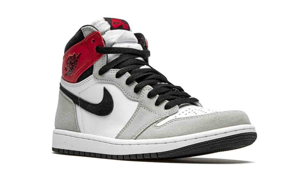Air Jordan 1 Retro High OG "Light Smoke Grey" 555088 126